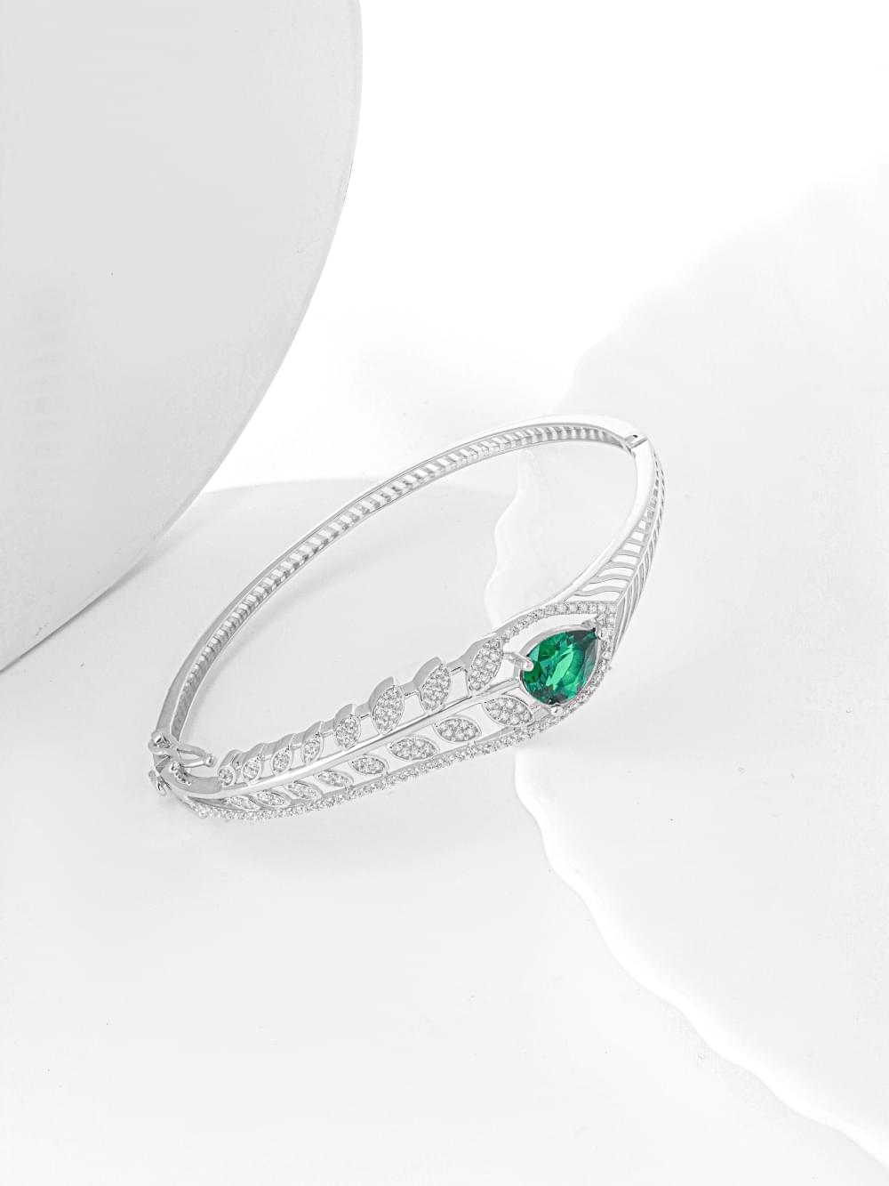 PC Modern Buckle Kada Bracelet